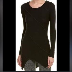 Vimmia  From revolve - woman’s workout long sleeve top - medium in white